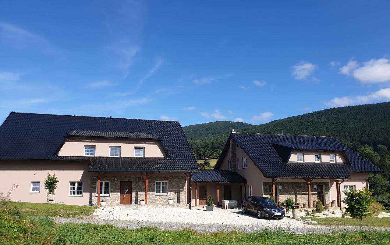 Penzion Parma Ostružná المظهر الخارجي الصورة